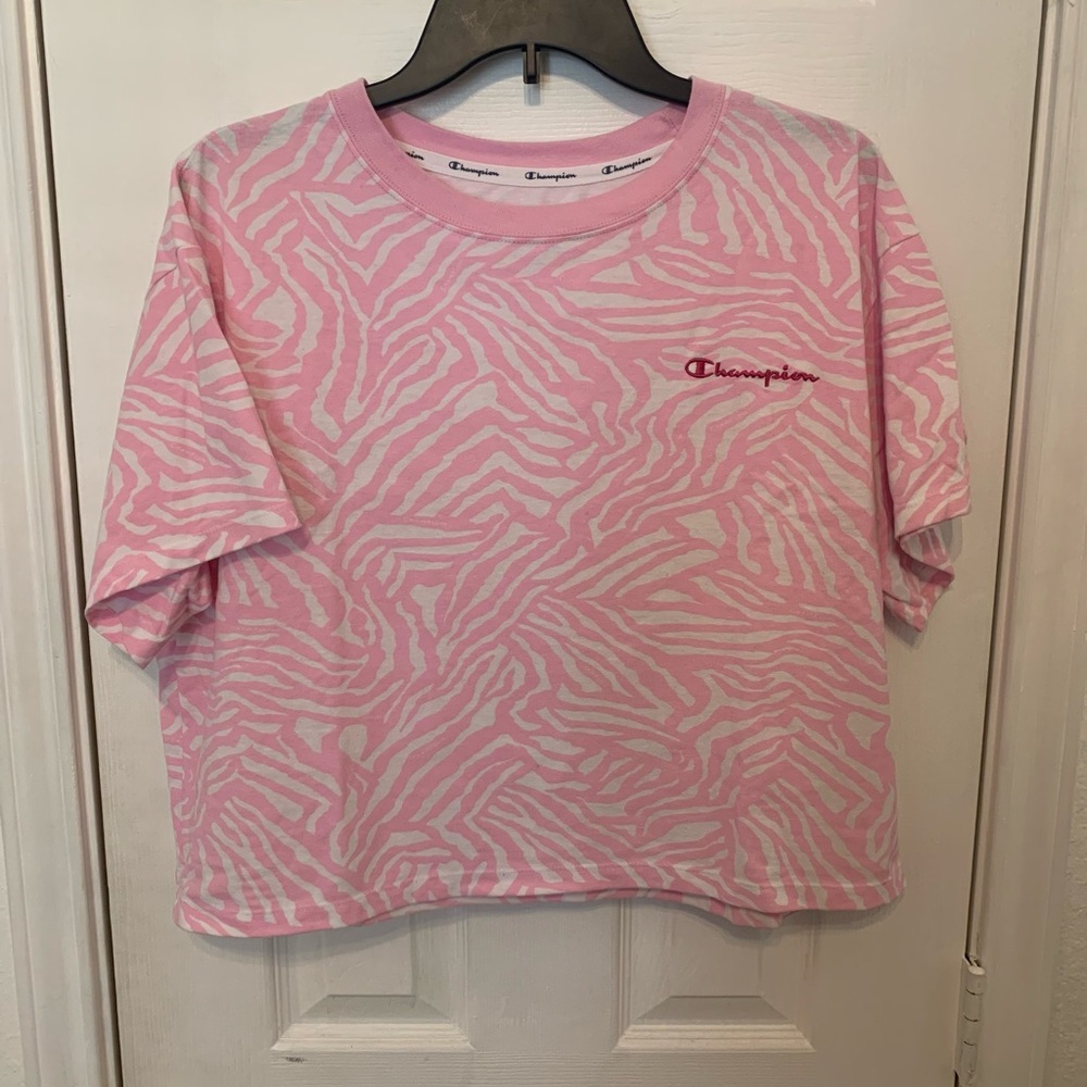 Women’s champion tee